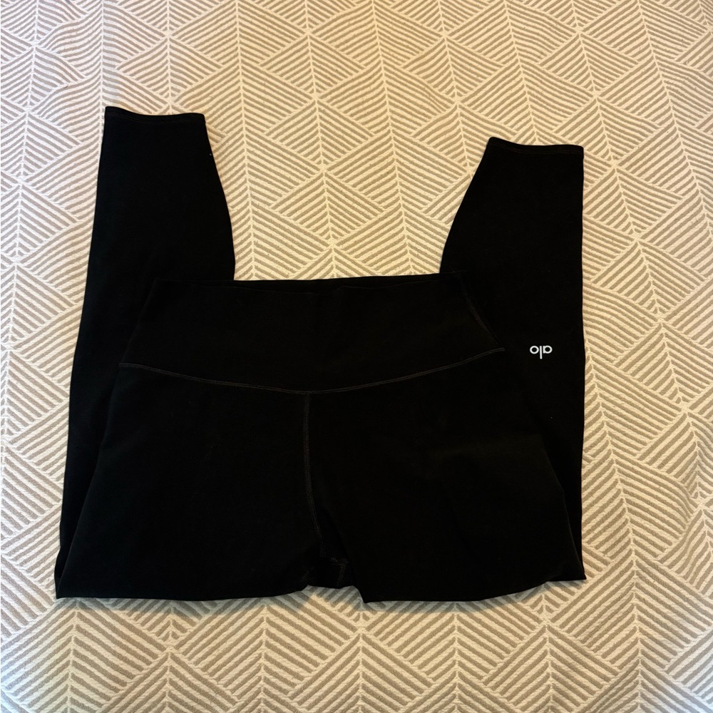 Alo Yoga black leggings